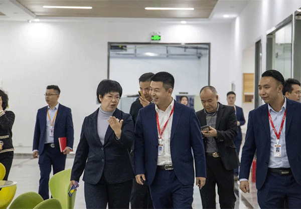 福建省长汀县吕莉县长一行莅临摩登7平台视察指导-5.png